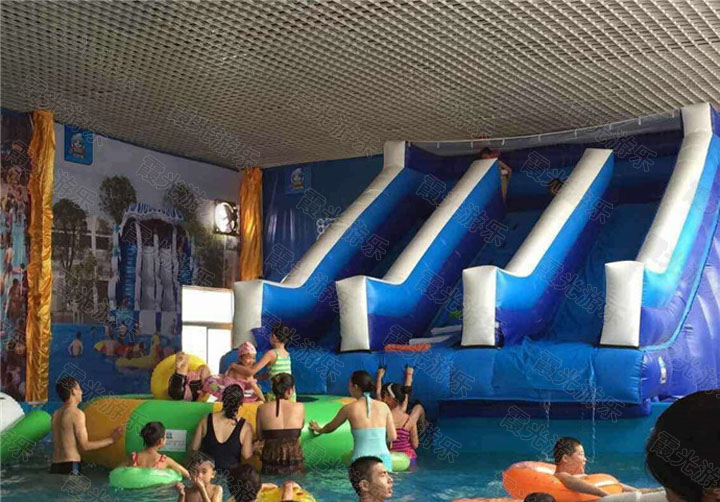 珠海充气滑梯游泳池